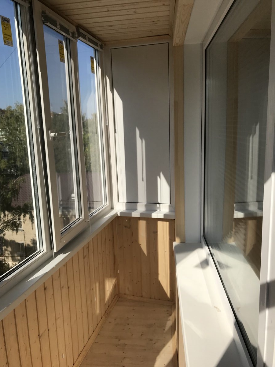 Обшивка балкона под ключ в Учалах | Цены от 3000 руб.